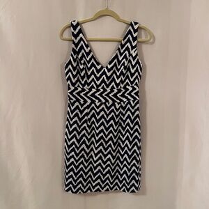 Milly Chevron Empire Waist Sheath Dress white Navy Size 10